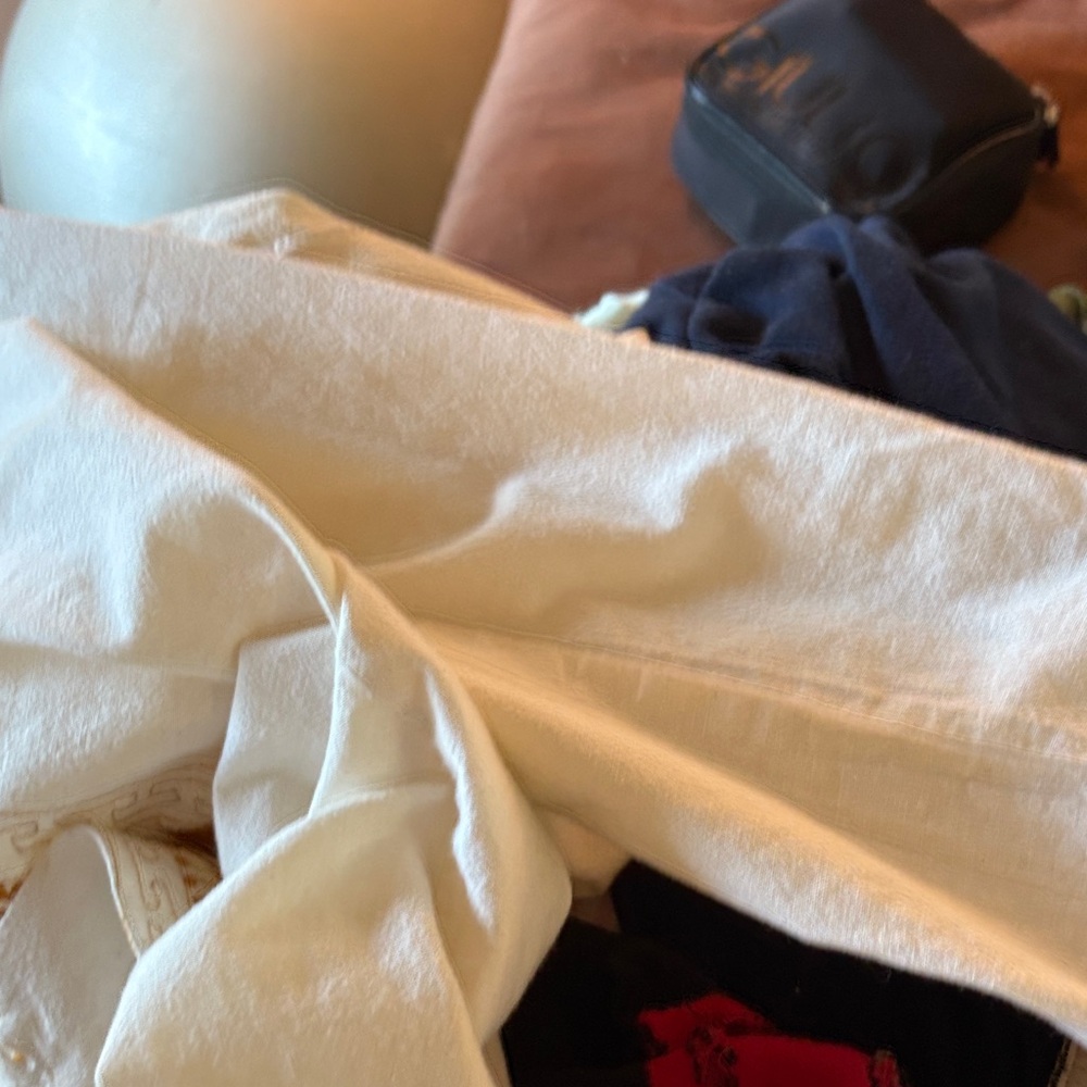 Cream and Gold Embroidered Shirt. Dress shirt. By ALTA CALIDAD. Made in Mexico. - Picture 10 of 14